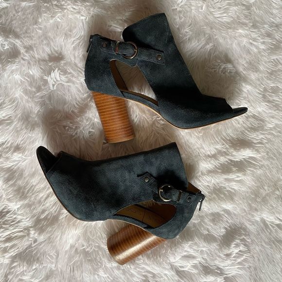 Sole Society Sally Blue Leather Open Toe Heeled Ankle Sandals Booties Size 8.5 M - Picture 1 of 13